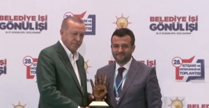 Cumhurbaşkanı Erdoğan’dan Başkan Doğan’a ödül