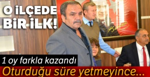 Muhtarlığı bir oyla kazandı, oturduğu süre yetmeyince...