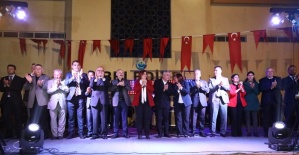 Özlem Çerçioğlu, Yenipazar’da seçim zaferini kutladı