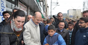 Bakan Soylu’dan esnaf ziyareti