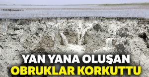 Yan yana oluşan obruklar korkuttu
