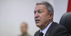 Bakan Akar'dan siyasi partilere ziyaret