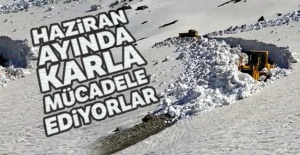 Haziran ayında karla mücadele ediyorlar