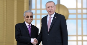 Cumhurbaşkanı Erdoğan, Malezya Başbakanı'nı resmi törenle karşıladı