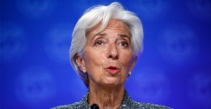 IMF Genel Sekreteri görevini askıya aldı