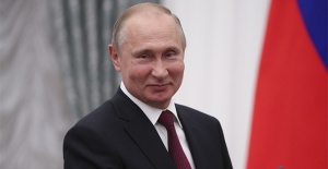 Putin, Papa Francis ile görüştü