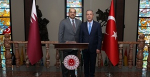Bakan Akar, Katar Başbakan Yardımcısı ve Savunma Bakanı ile bir araya geldi