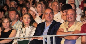 Bakan Ersoy’dan 9 günlük bayram tatili açıklaması