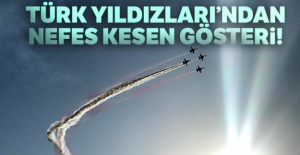 Türk Yıldızları'ndan nefes kesen gösteri!