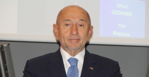 Nihat Özdemir: