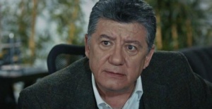 Ünlü oyuncu Tarık Ünlüoğlu hayatını kaybetti
