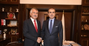 AK Parti Sözcüsü Çelik, CHP’li Adana Büyükşehir Belediyesini ziyaret etti