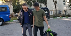FETÖ’den aranan genç teslim oldu