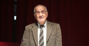 Prof. Dr. Mümtaz Soysal vefat etti