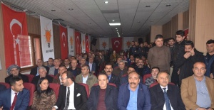 AK Parti’nin delege seçimine yoğun katılım