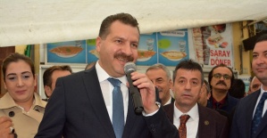Ayvalık’ta MHP’den coşkulu açılış