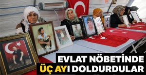 Evlat nöbetinde üç ayı doldurdular