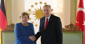 Cumhurbaşkanı Erdoğan, Merkel ile telefonda görüştü